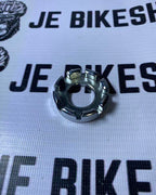 Spoke tightening wrench for MTB and road bikes.