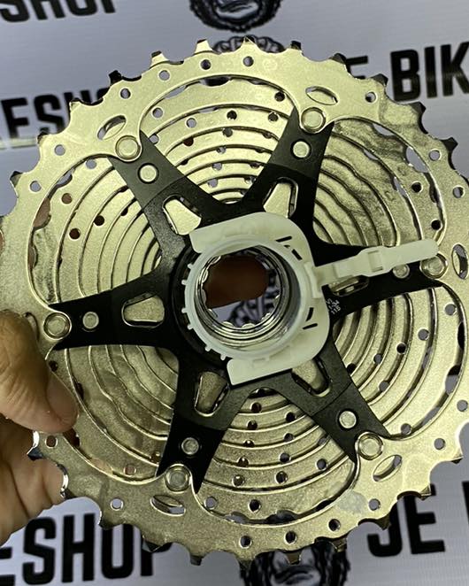 SHIMANO 105 R7000 11S COGS 28T, 30T, 32T and 34T