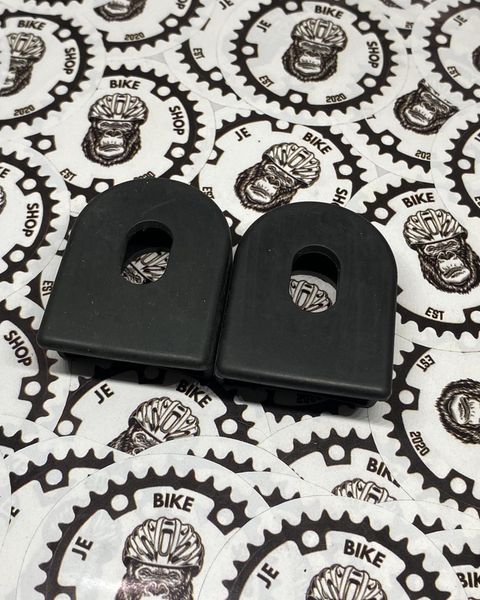 Black, red, and blue crank boots, 1 pair for crank protection