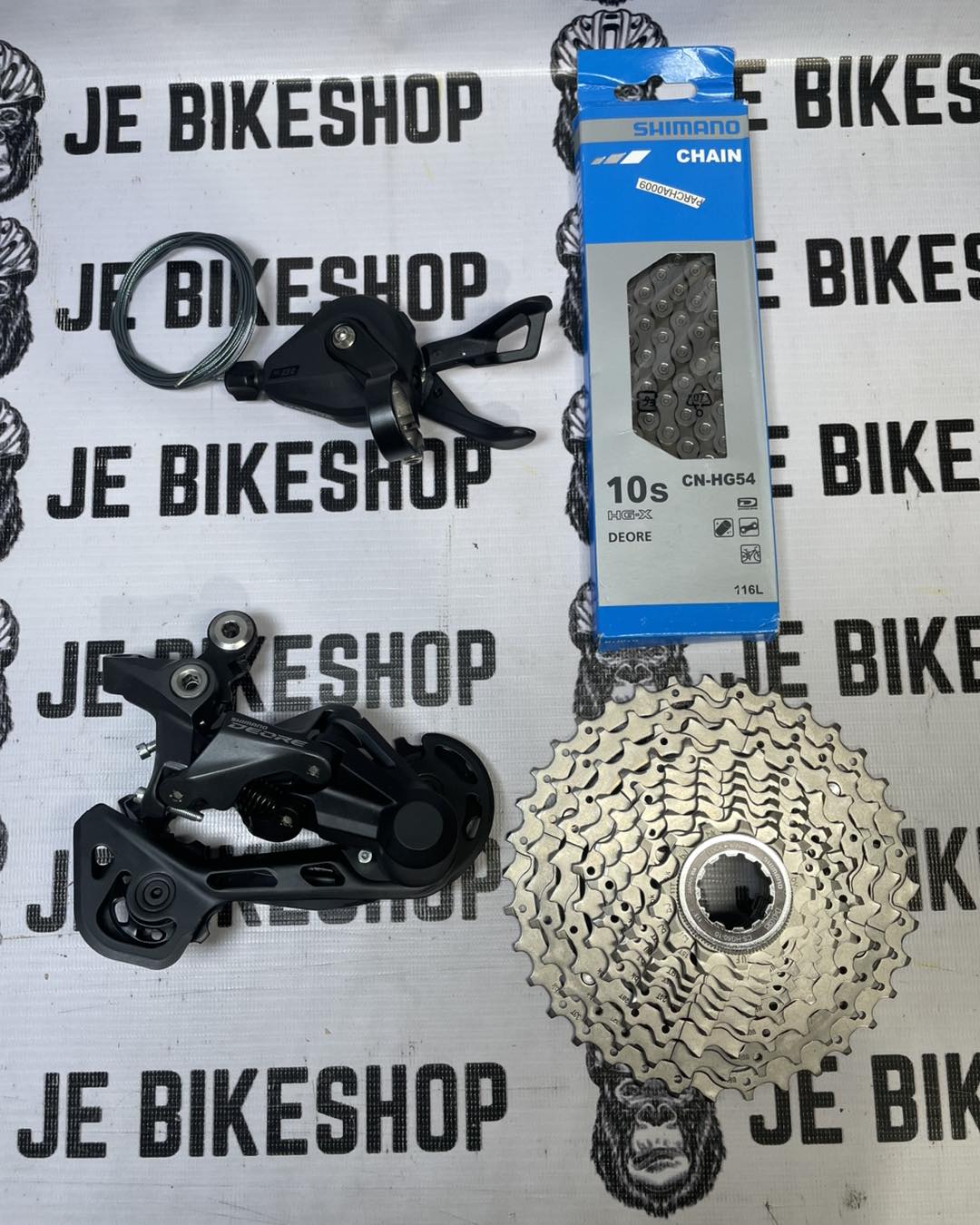 Straight Shimano Deore Upkit 10 Speed 11-32T for Mountain Bike