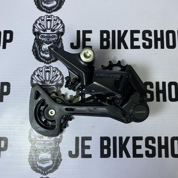 Complete Shimano Deore M6100 12S set with clutch derailleur and standard shifter.
