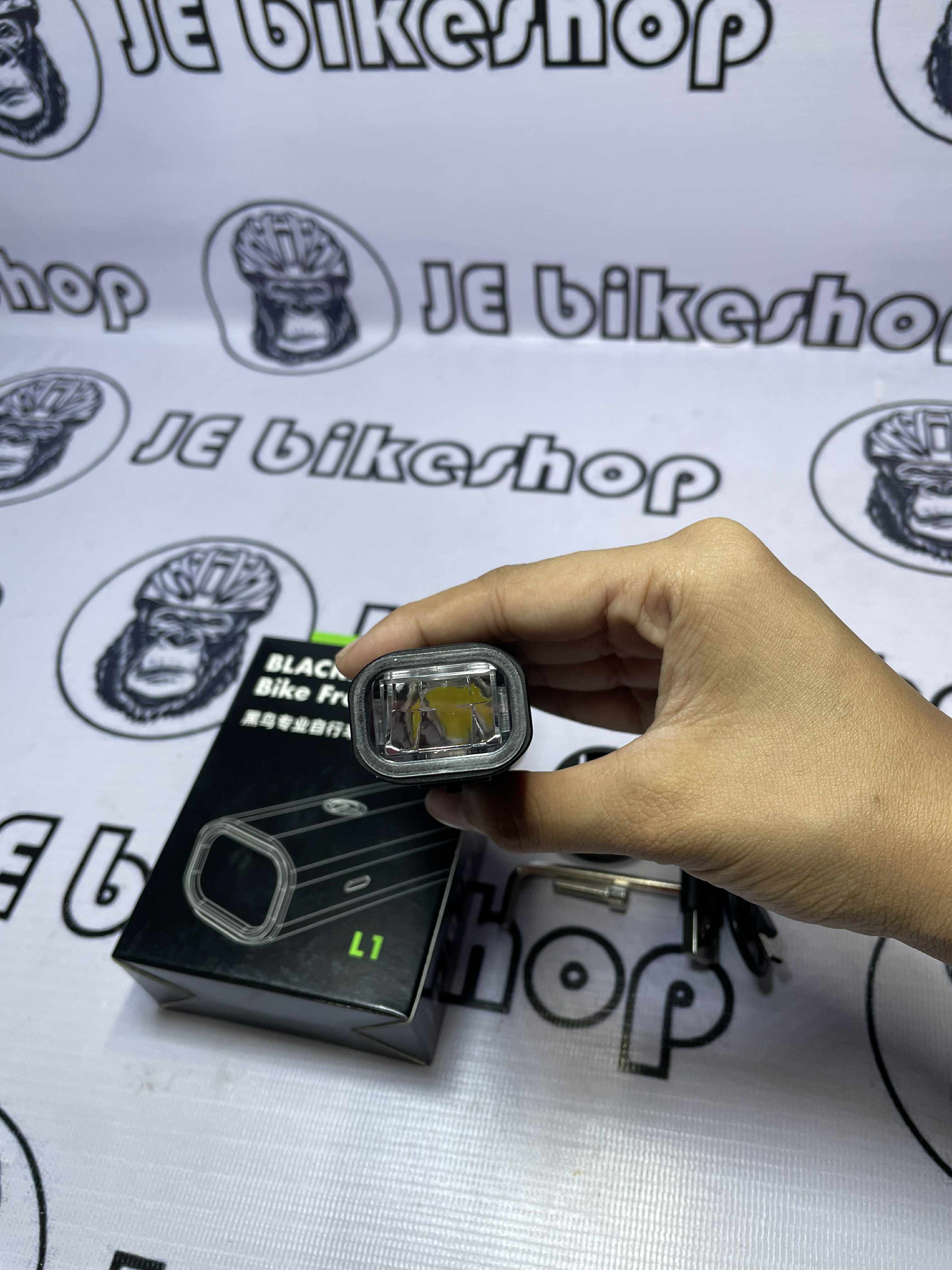 BLACKBIRD FRONT LIGHT