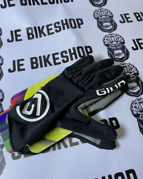 GIYO full finger cycling gloves size M.