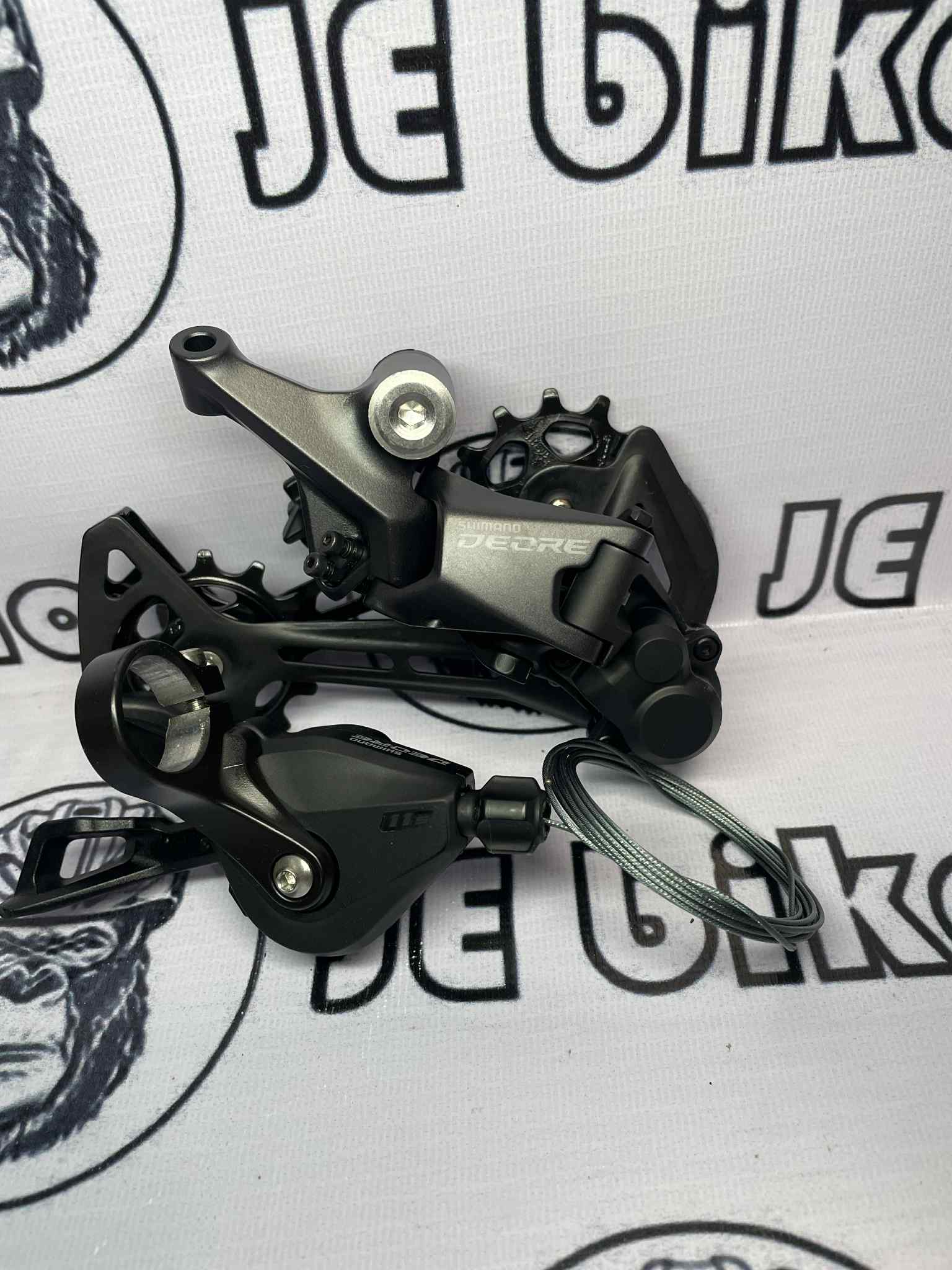 STRAIGHT M5100 11 SPEED UPKIT WITH M5100 COGS 42T AND SHIMAN0 HG601 11S CHAIN