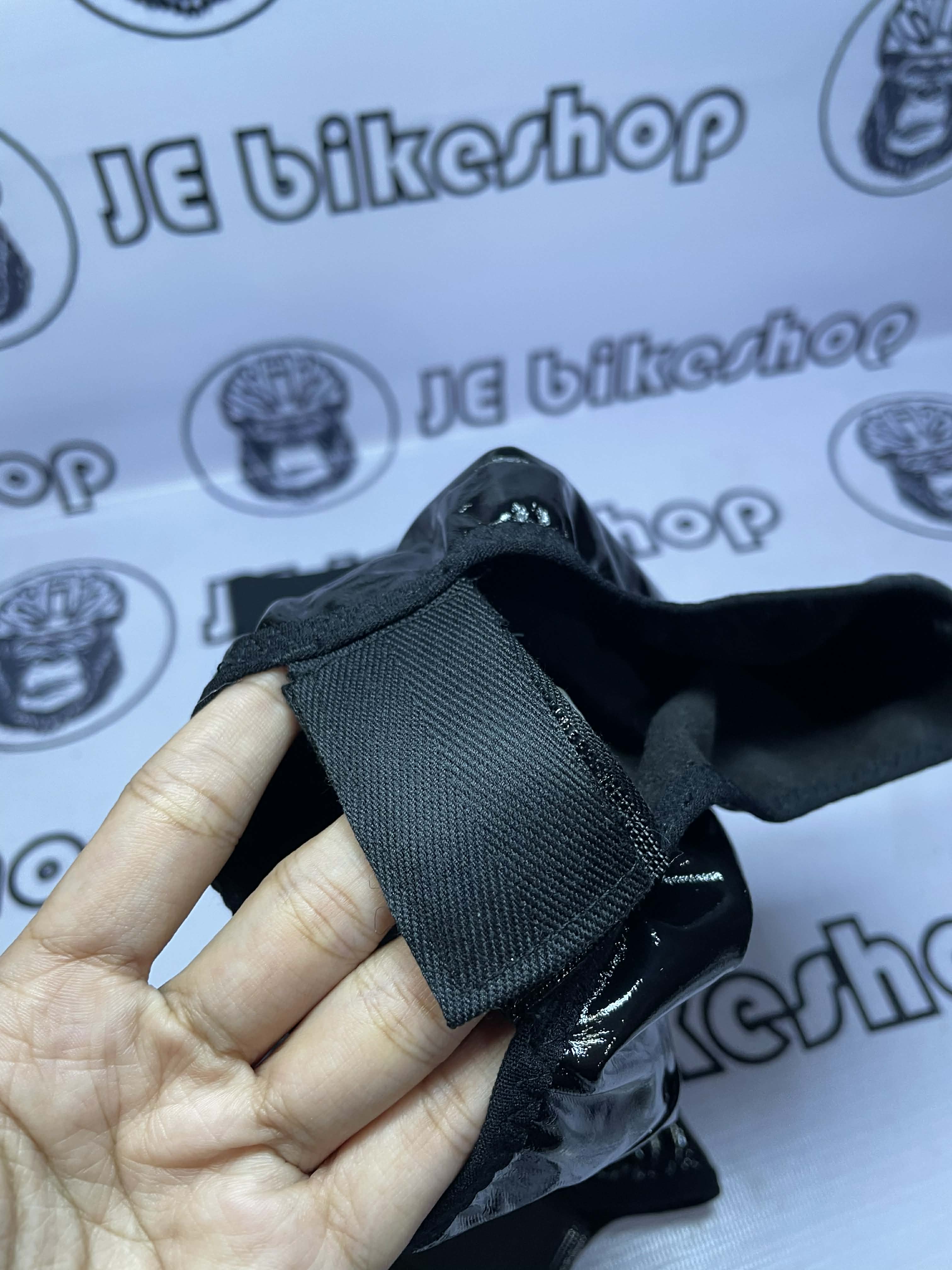 ORIGINAL CCN CYCLING SHOES WATER PROOF COVER