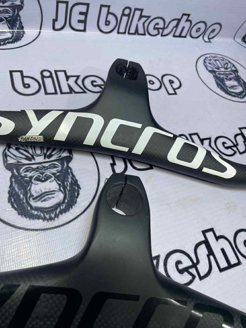 SYNCROS INTEGRATED FULL CARBON HANDLEBAR -17°