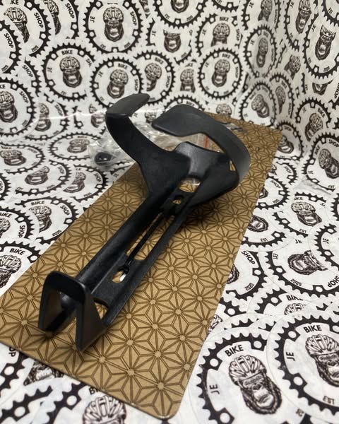 REDSHIFT BOTTLE CAGE V1 AND V2 SNUG FIT