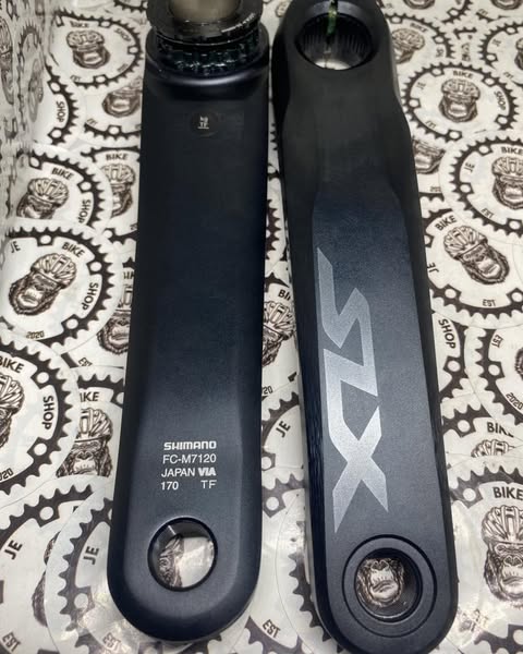 Durable Shimano SLX M7120 crankset 42T for mountain bikes