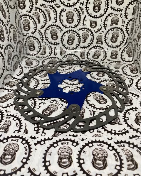 Durable Weapon floating disc rotor “Blue” for mountain and road bikes