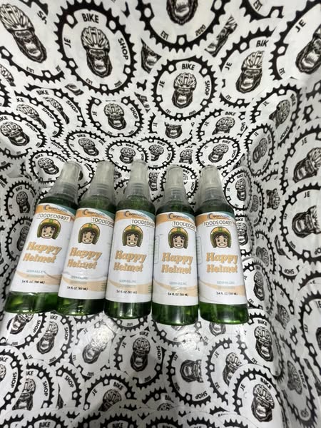 Helmet deodorizer HappyHelmet for odor removal and freshness.