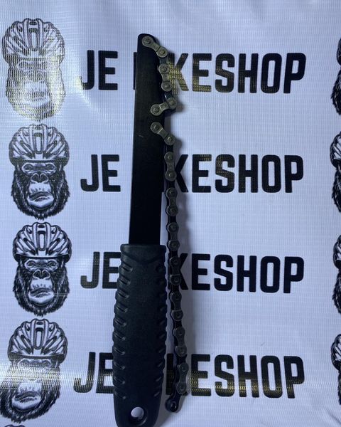 Rider Ace chain whip tool for bike cassette removal and maintenance