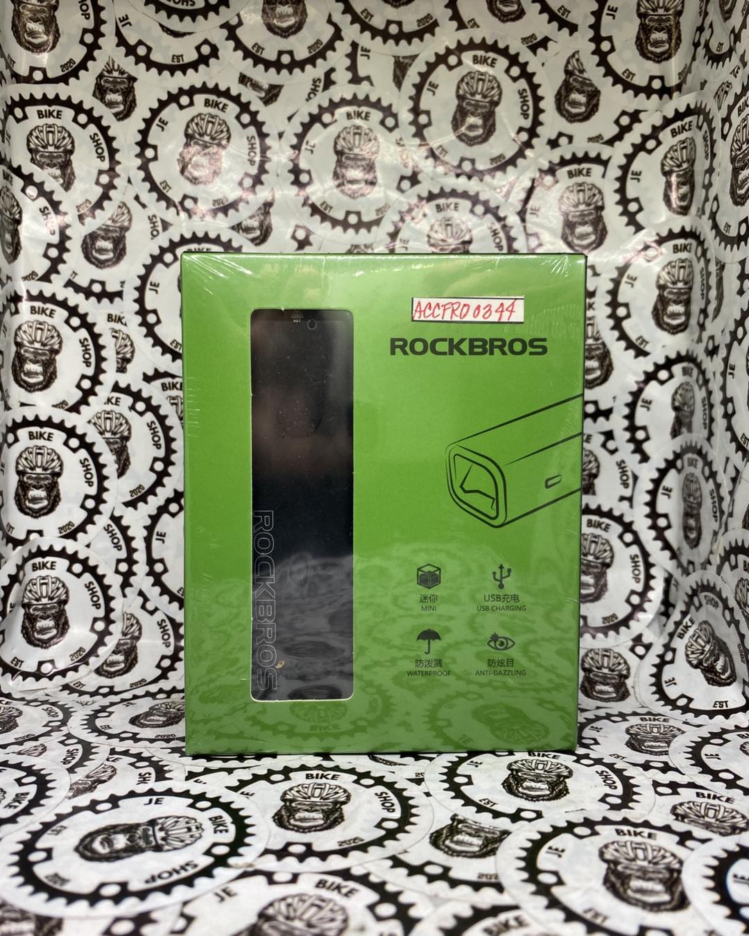 RockBros front LED bike light with 600 lumens, USB charging, and safety beam.