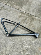 MOUNTAINPEAK NINJA BLACK CHAMELEON 29ER TAPERED QUICK RELEASE LARGE FRAME (FIT SMALLER)