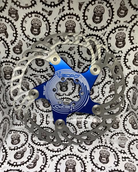 Weapon blue floating rotor for precise stopping power on bikes