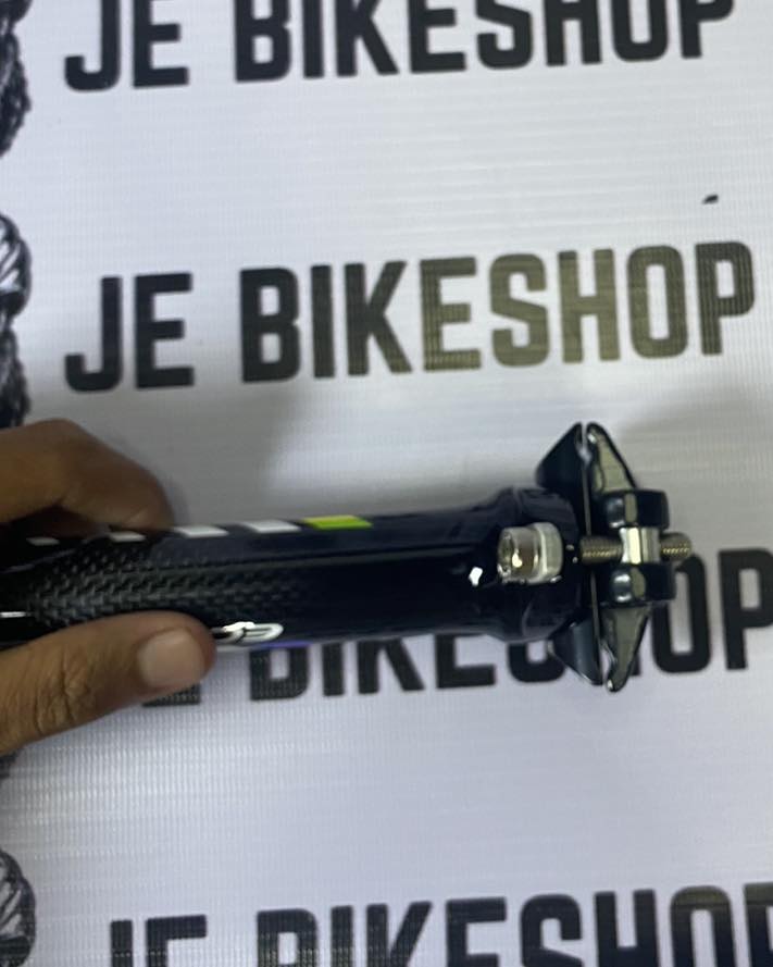EC90 SEATPOST 27.2 ( 0 SETBACK  ) GLOSSY BLACK