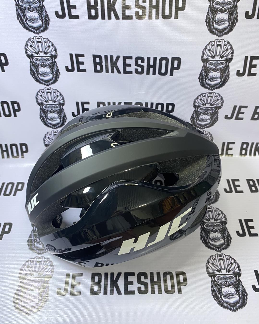 HJC VALECO BLACK MEDIUM