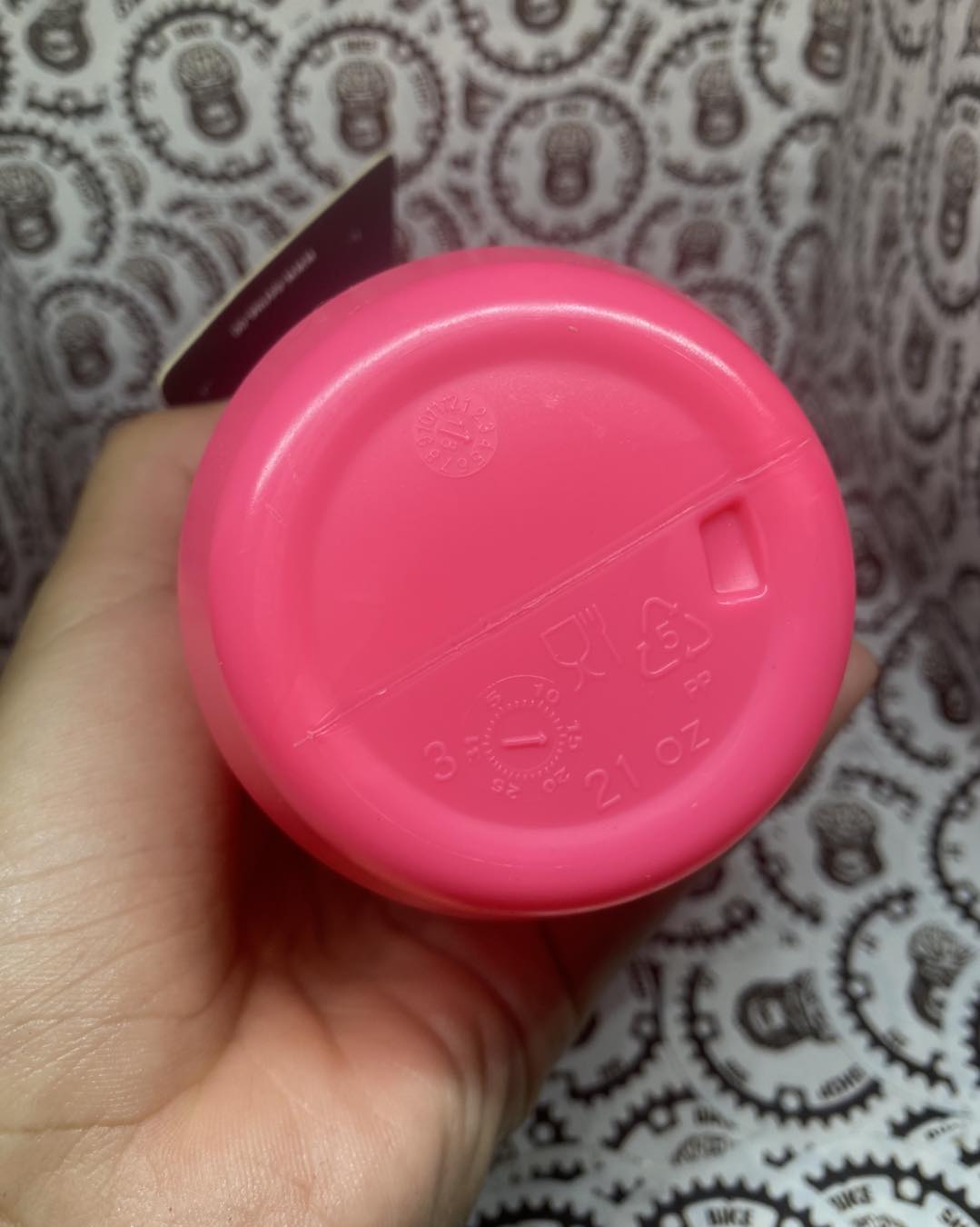 RAPHA X CAMELBACK JET VALVE “ FILL LEAD TO THIS POINT “ HOT PINK  CYCLING WATER BOTTLE ( )
