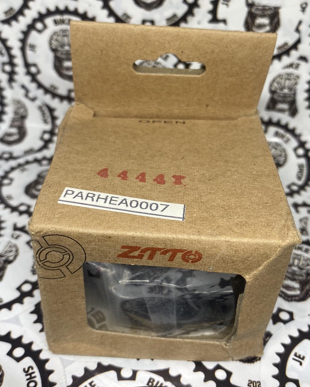 ZTTO HEADSET NON TAPERED FRAME TO TAPERED FORK CONVERSION ( ADAPTER )