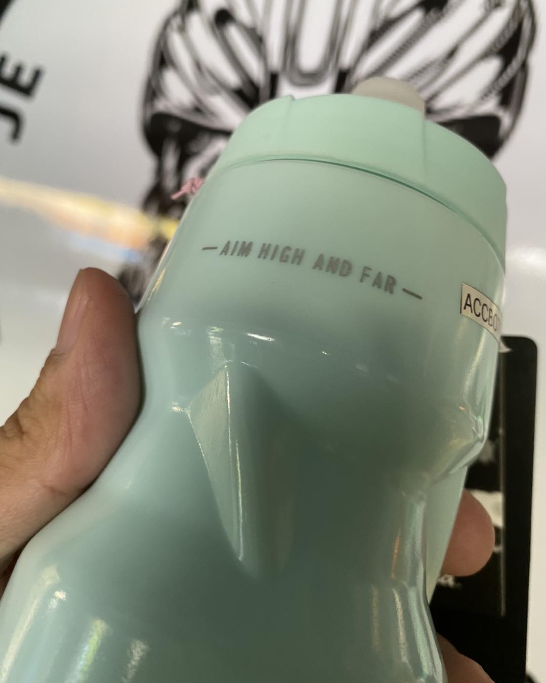 ORIGINAL RAPHA X CAMELBAK “ CELESTE MINT GREEN “ 24oz JET VALVE CYCLING WATER BOTTLE