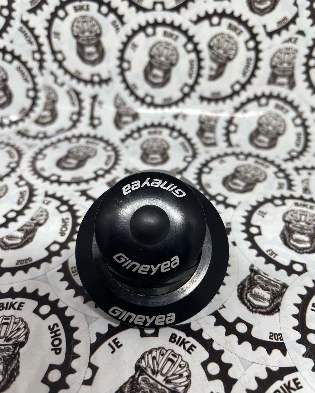 HEADSET GINEYEA 41.8 X 41.8 INTEGRATED