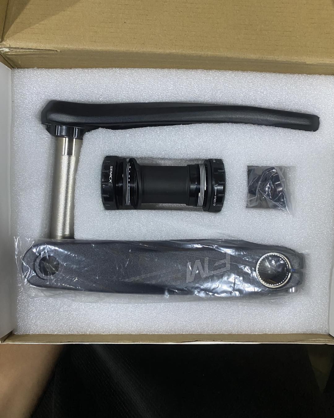 SENICX HOLLOWTECH CRANKSET