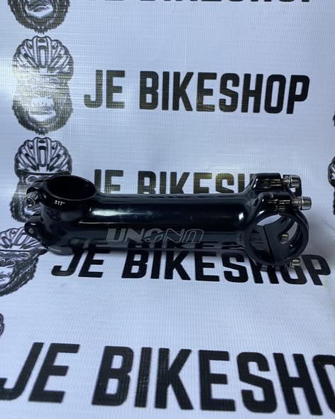 UNO STEM GLOSS LIGHTWEIGHT OS 130mm -17 DEGREE