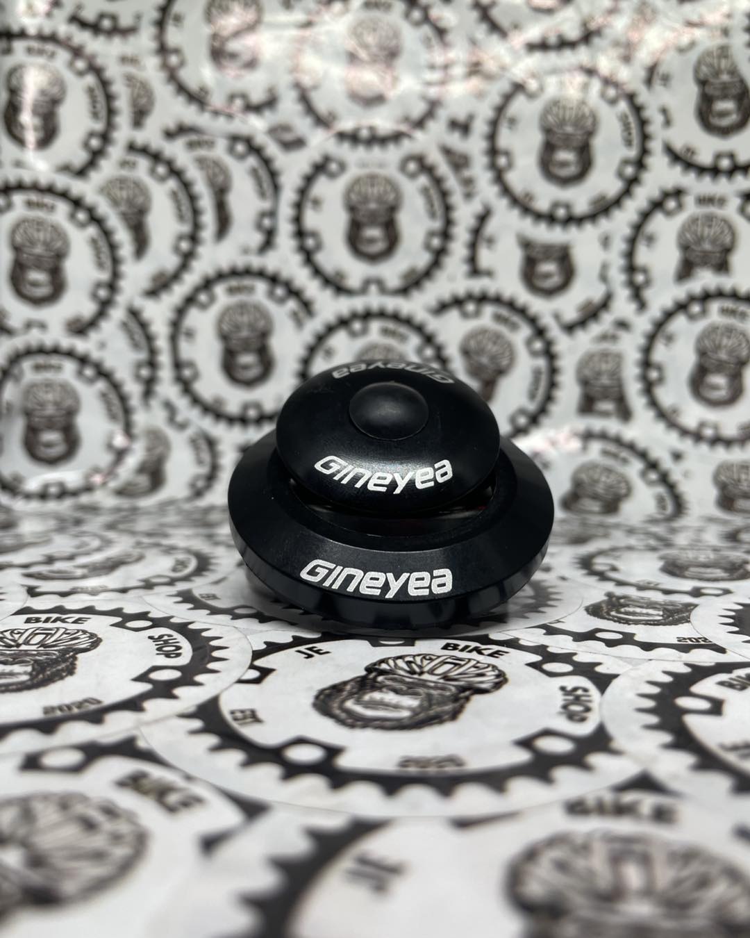 HEADSET GINEYEA 41.8 X 41.8 INTEGRATED