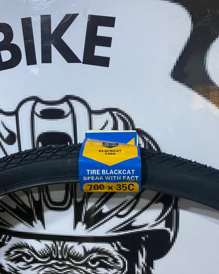 BLACKCAT TIRES 700 X 35 C