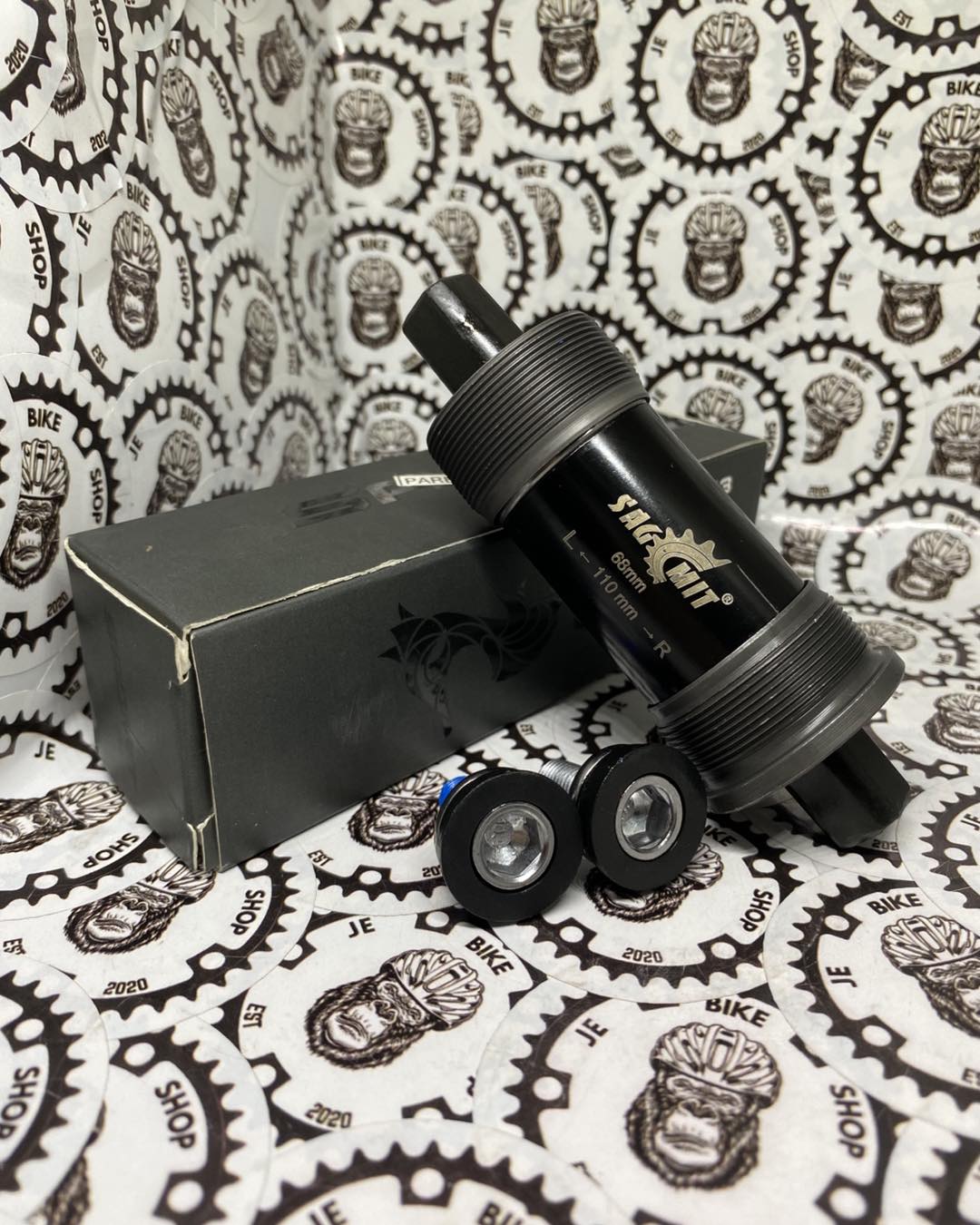 SQUARE TAPERED BOTTOM BRACKET