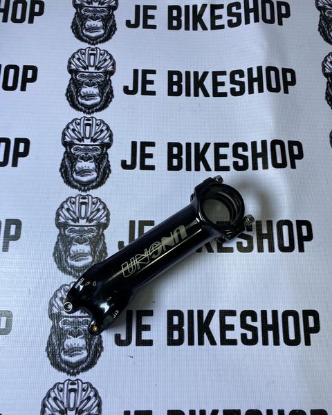 UNO glossy aluminum stem for sleek bike setup