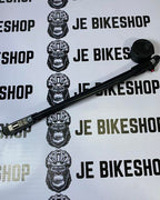 Think Rider shock pump with digital gauge, lightweight and precise.
