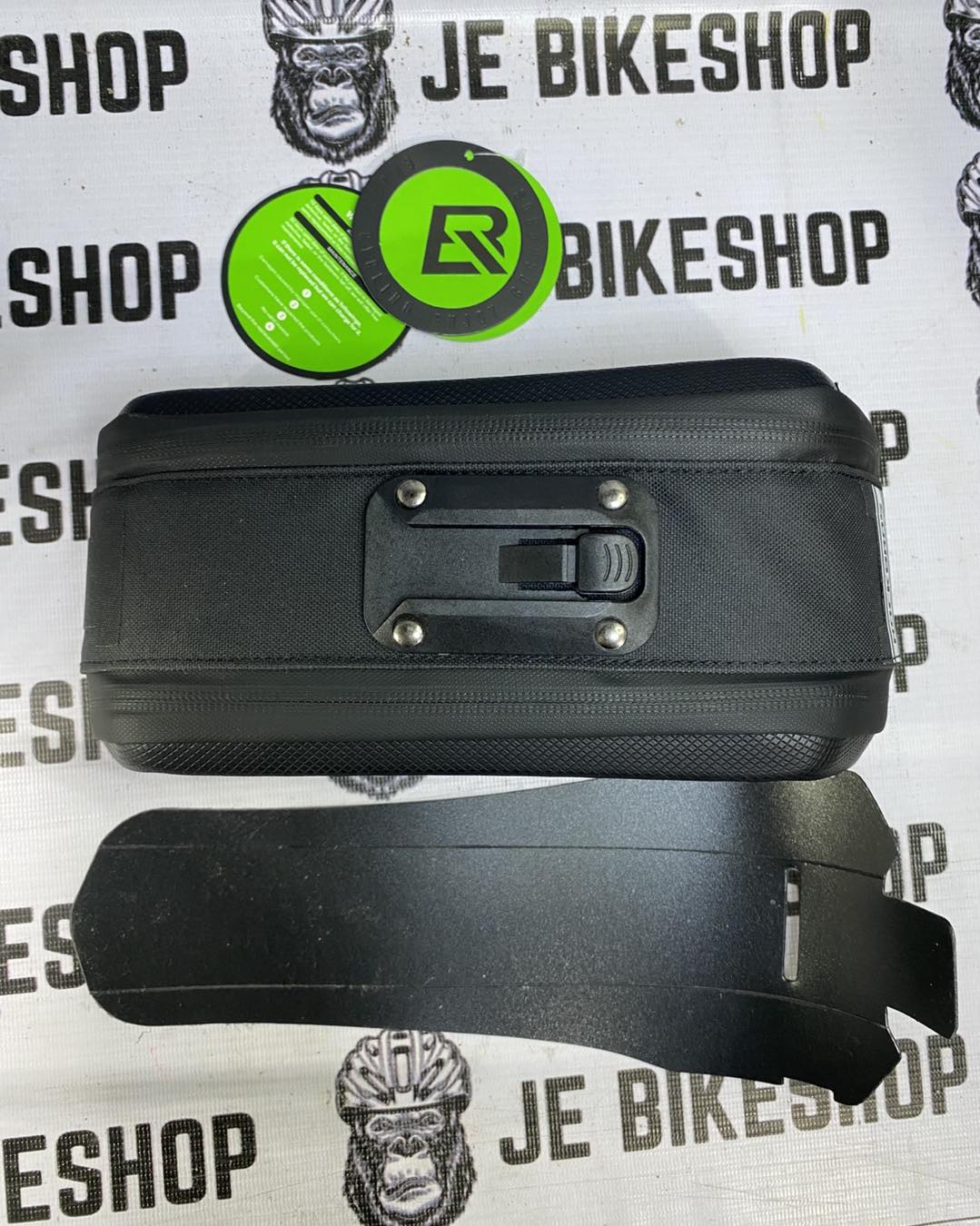 ROCKBROS RAINPROOF / TOUCH SCREEN BIKE BAG