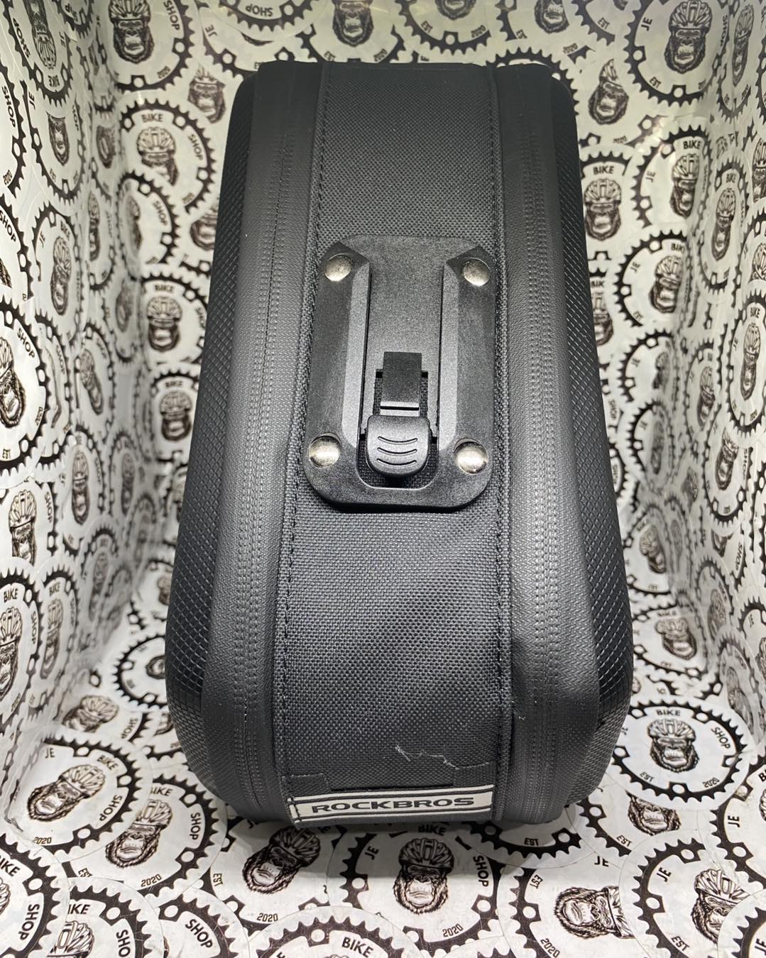 ROCKBROS RAINPROOF / TOUCH SCREEN BIKE BAG