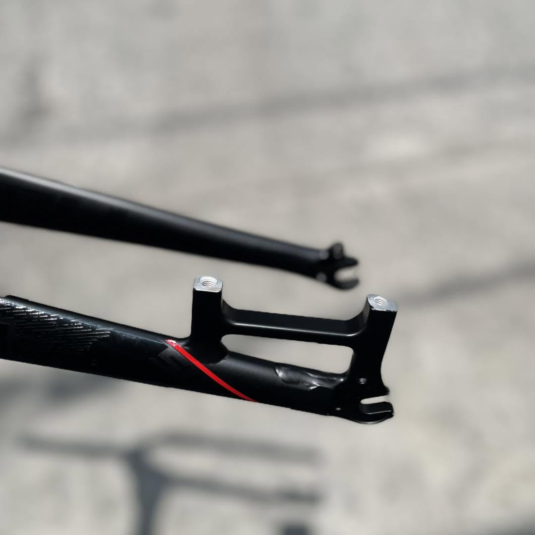 MEROCA RIGID FORK WITH BOX SIZE 29 BLACK  RIGID ALUMINUM  NON TAPERED QUICK RELEASE