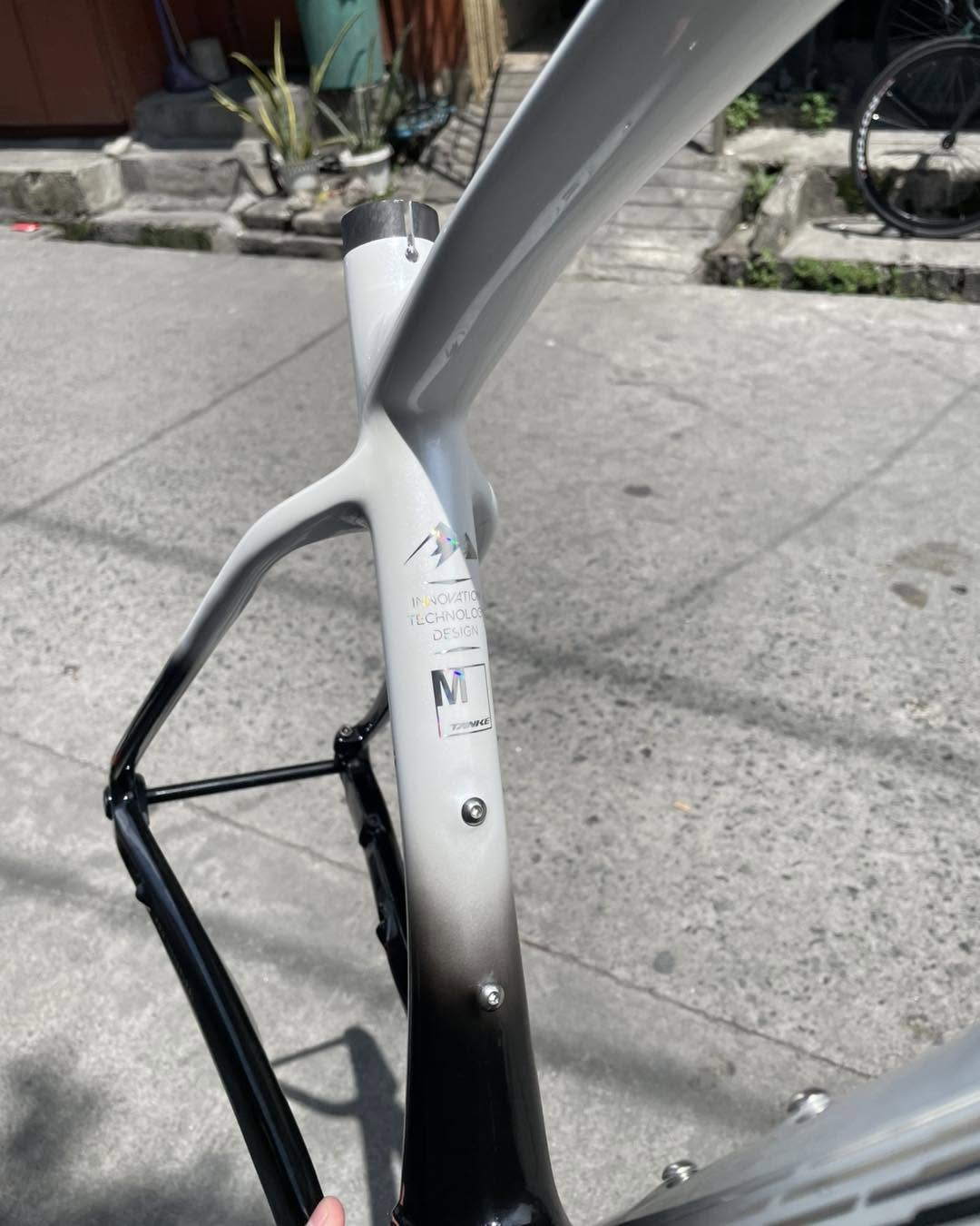 TANKE TK 5, 29ER FULL CARBON V1 THRU AXLE BOOST SIZE “MEDIUM” WHITE BLACK COLOR