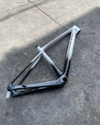 TANKE TK 5, 29ER FULL CARBON V1 THRU AXLE BOOST SIZE “MEDIUM” WHITE BLACK COLOR