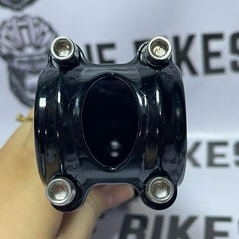 UNO STEM 110MM -17 DEGREE GLOSSY BLACK