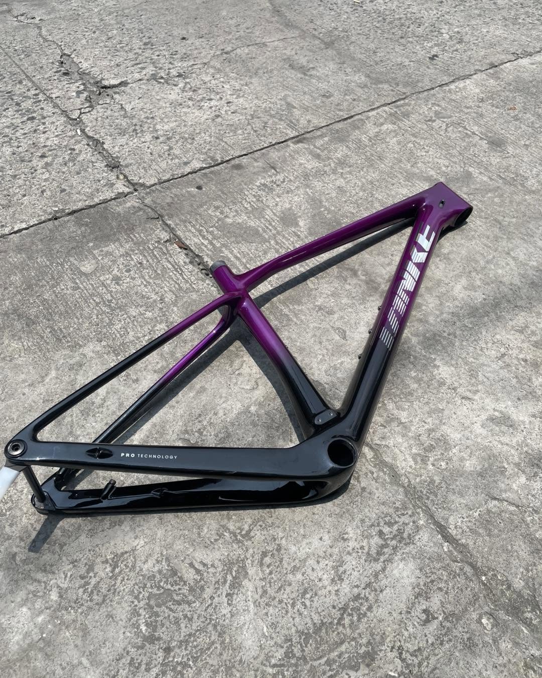 Tanke 29 MEDUIM TANKE TK 5 BLACK VIOLET Frame