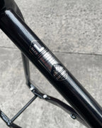 MOUNTAINPEAK EVEREST PRO THRU AXLE 29ER LARGE BLACK GOLD COLOR