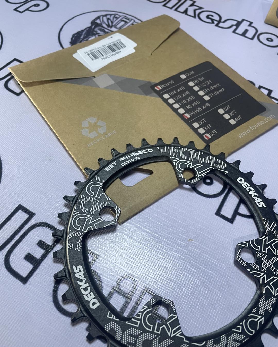DECKAS 38T ROUND BLACK FOR SHIMANO  94 + 96 BCD SYMETRICAL 4HOLES