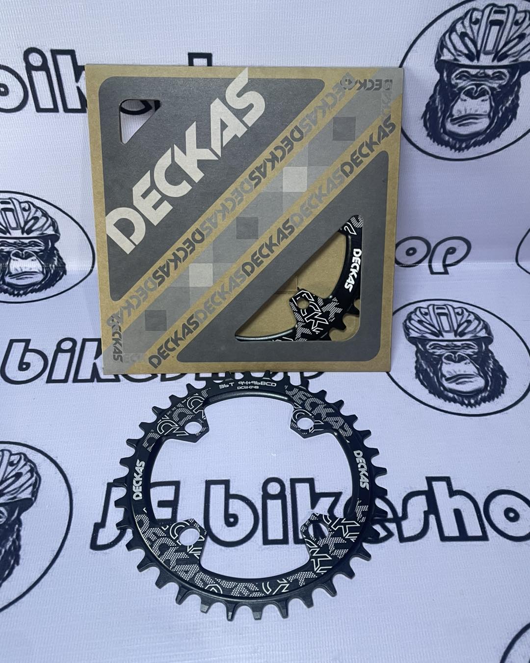 DECKAS 36 T ROUND BLACK FOR SHIMANO  94 + 96 BCD SYMETRICAL 4 HOLES
