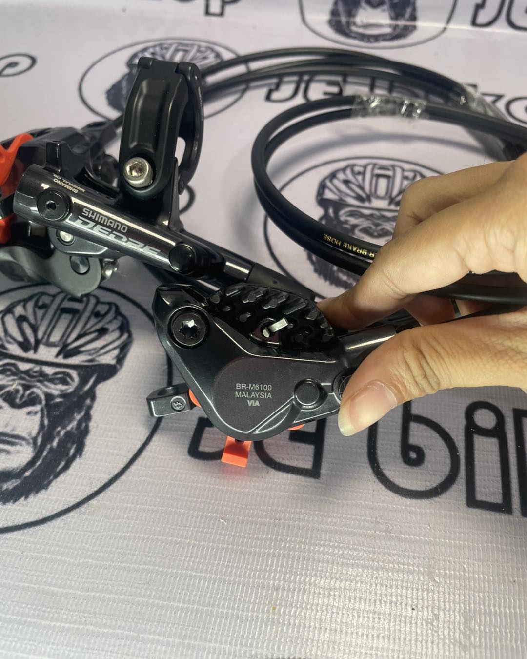 SHIMANO DEORE M6100 HYDRAULIC/LEVER BRAKESET