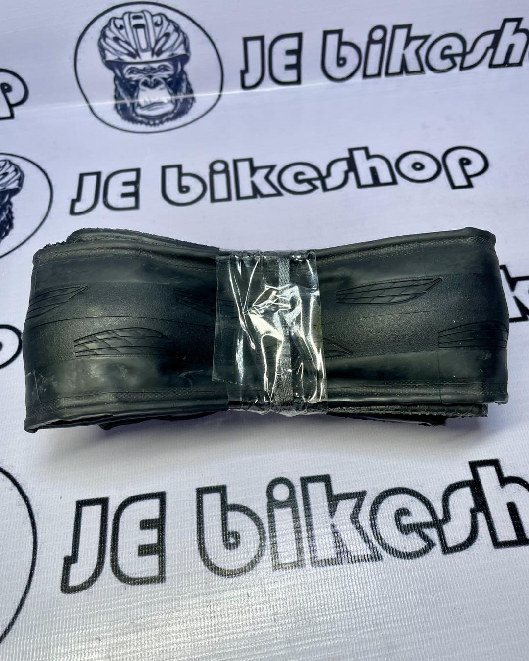 FOLDING CONTINENTAL GRAND PRIX 28C BLACK TIRE