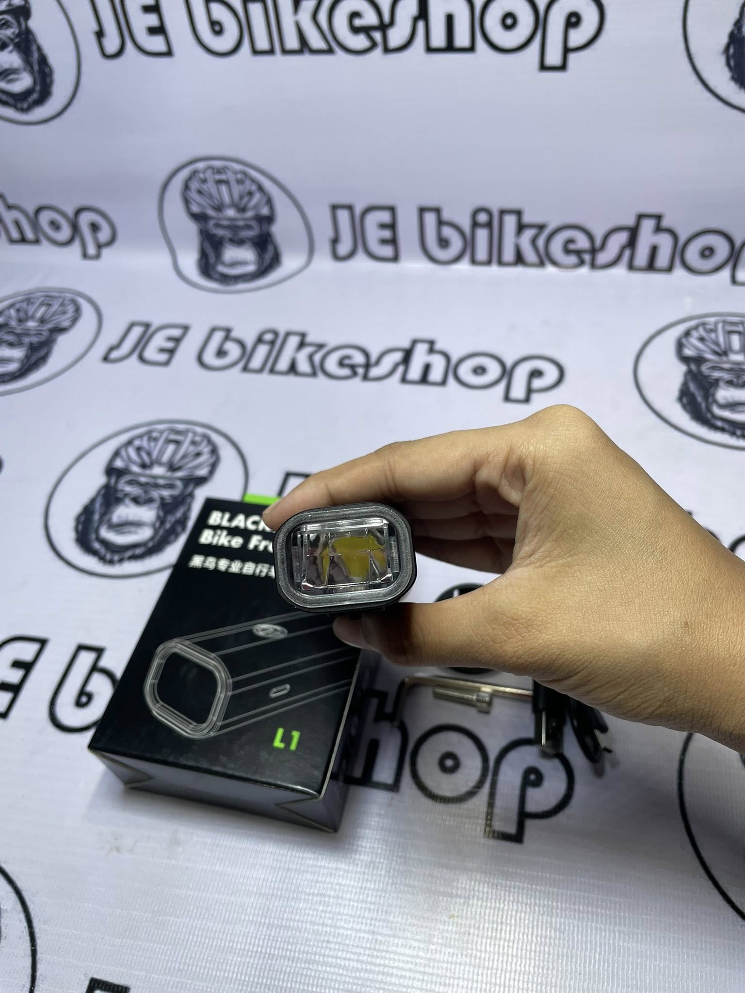 L1 BLACKBIRD FRONT LIGHT