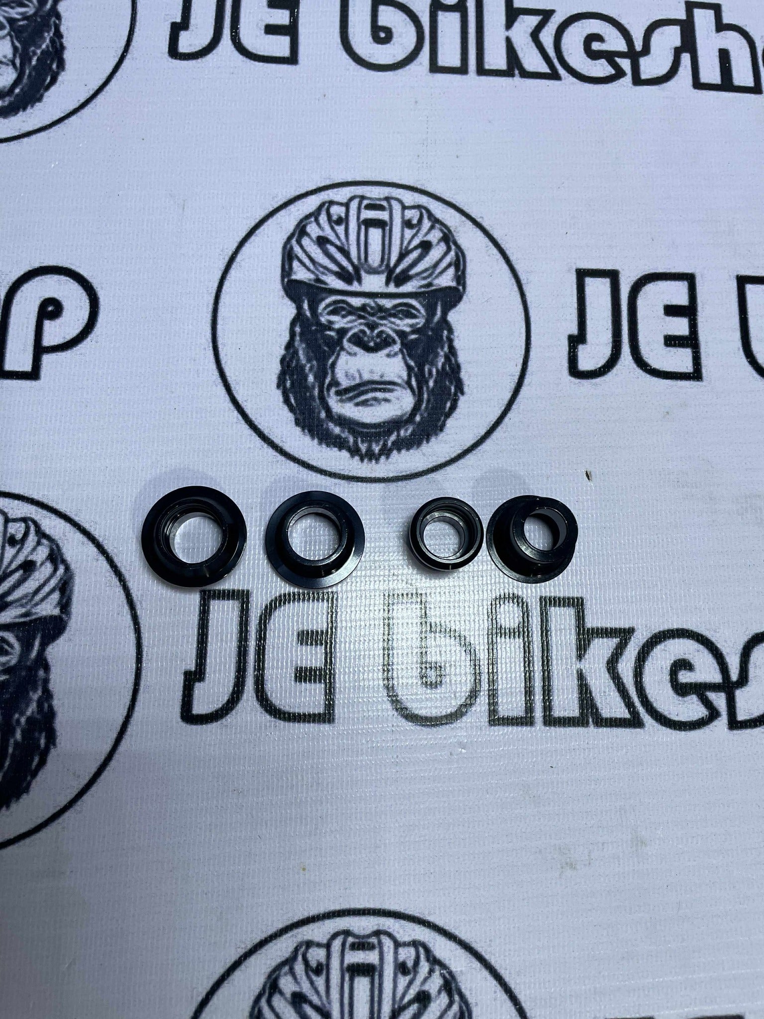 TANKE QR TO THRU AXLE CONVERTER / ADAPTOR