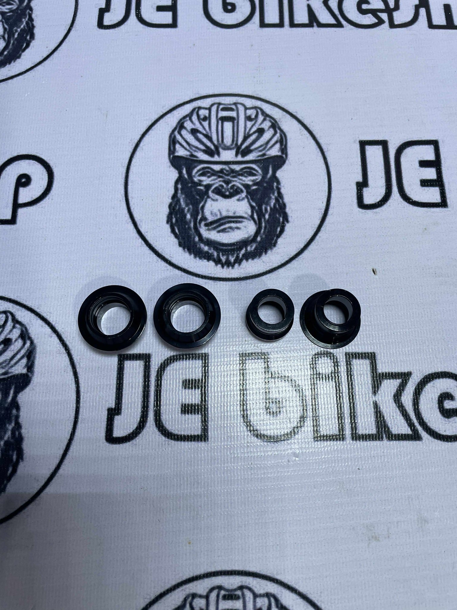 TANKE QR TO THRU AXLE CONVERTER / ADAPTOR