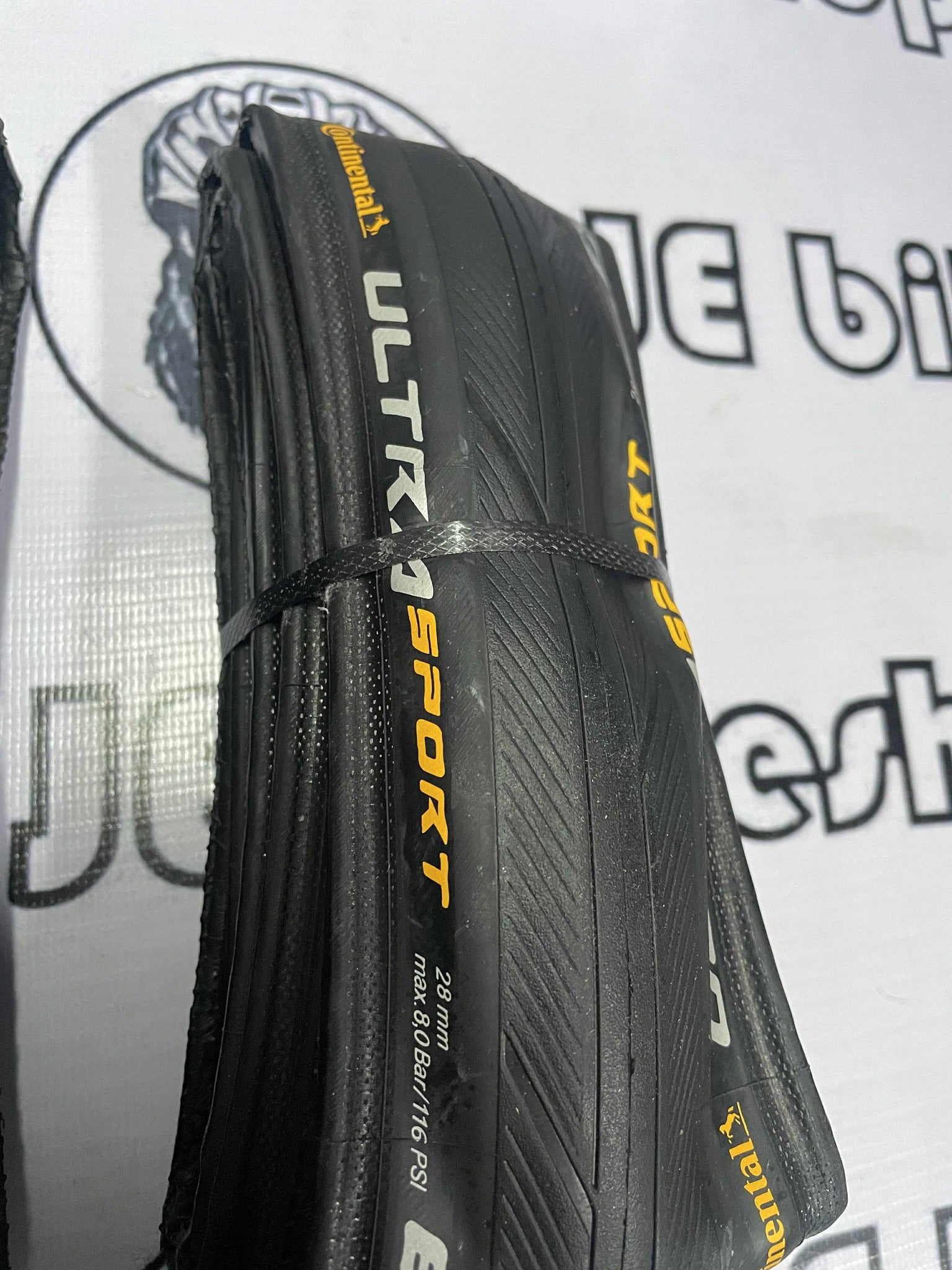 CONTINENTAL ULTRA SPORTS 3 28C TIRE WITH BOX