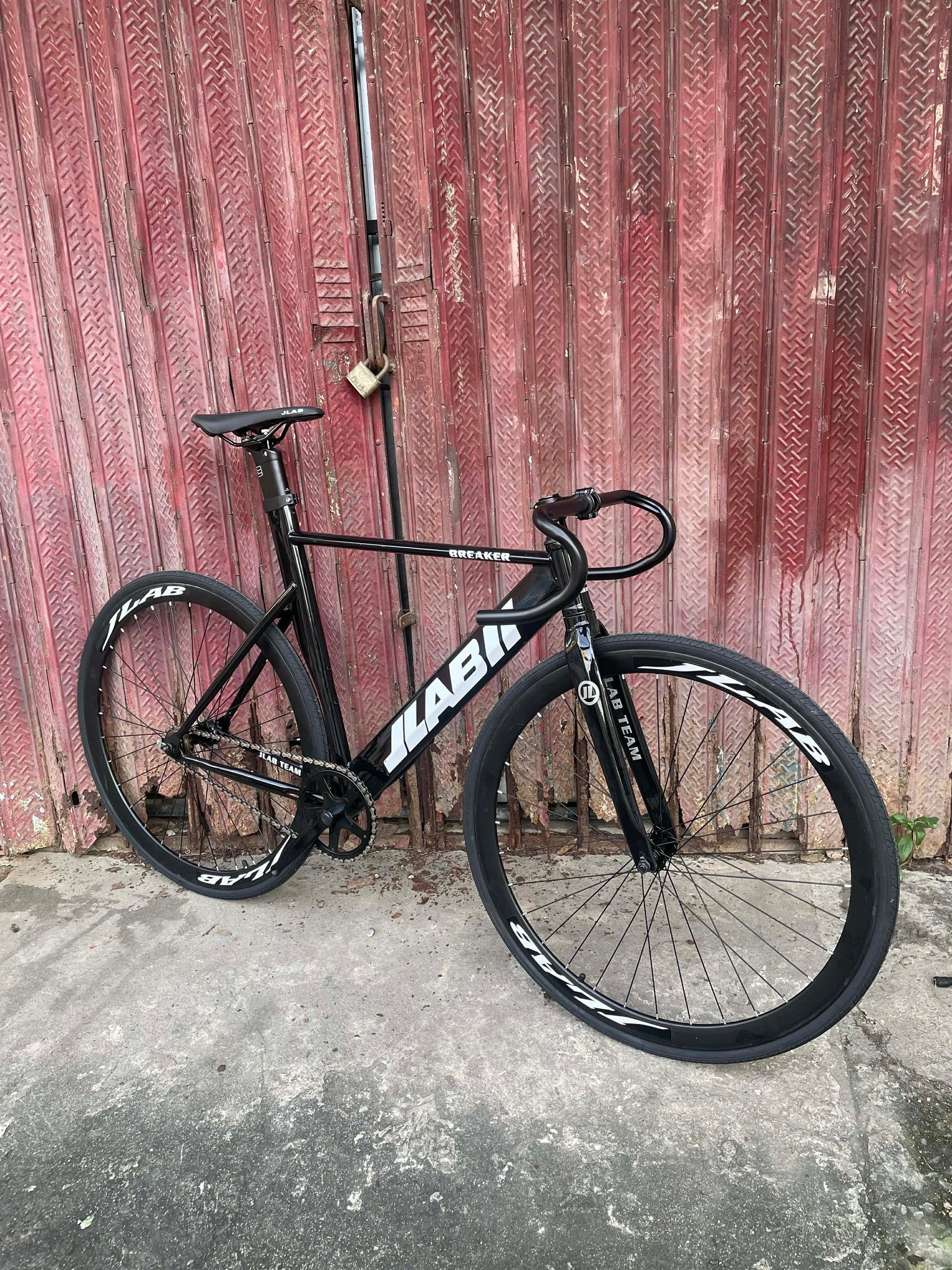 JLAB BREAKER BLACK FIXED GEAR