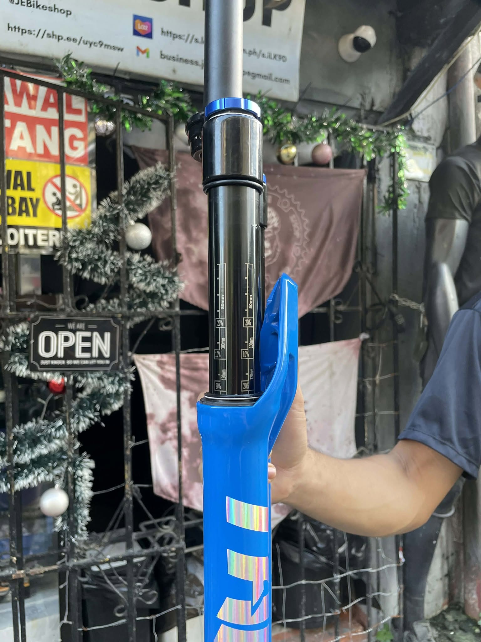 TANKE TF300 AIR SUSPENSION  BLUE 29ER QUICK RELEASE 120MM TRAVEL