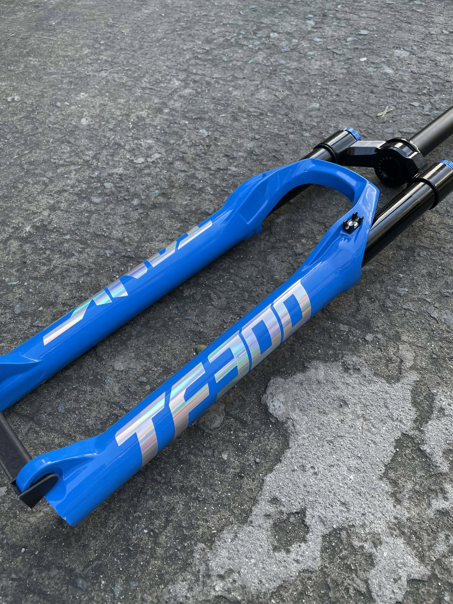 TANKE TF300 AIR SUSPENSION  BLUE 29ER QUICK RELEASE 120MM TRAVEL